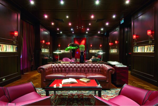 Lobby di un hotel di lusso